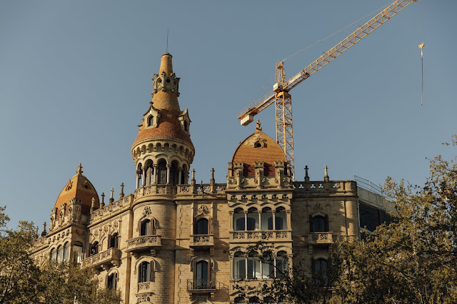 tradional archiecture in barcelona