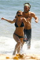 Christina Ricci with Kick Gurry in The Beach