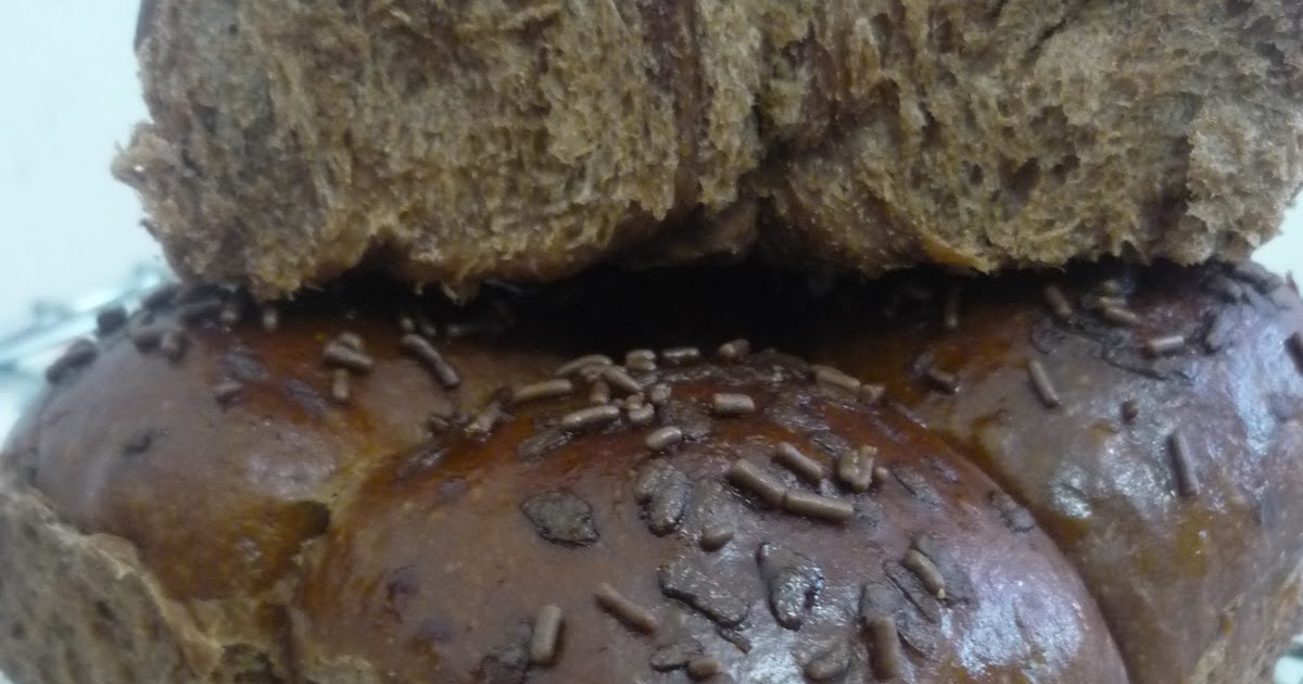 DuNia CiNTa KaMi♥♥♥: CHOCOLATE RICE BUNS ( Roti Coklat Urai )