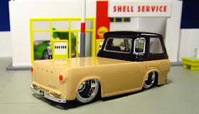 Jada Dub City Kustoms '65 Ford Econoline Pickup