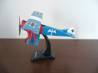 maqueta de avión biplano alemán de la I.G.M.