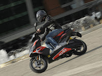 2009 Aprilia SR50R Factory Scooter pictures 1