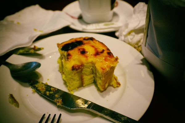 日本のカステラにそっくりの味だった。パンデローでは無い