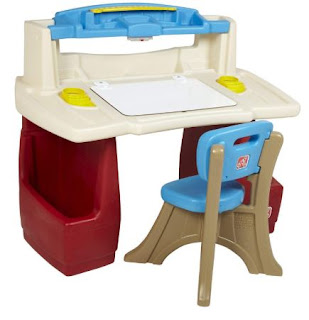 Step2 Deluxe Art Master Kids Desk