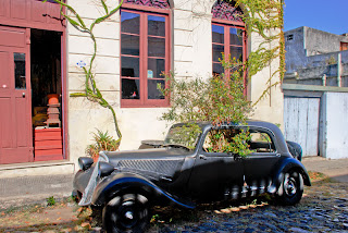 Vintage Garden Art car in Uruguay