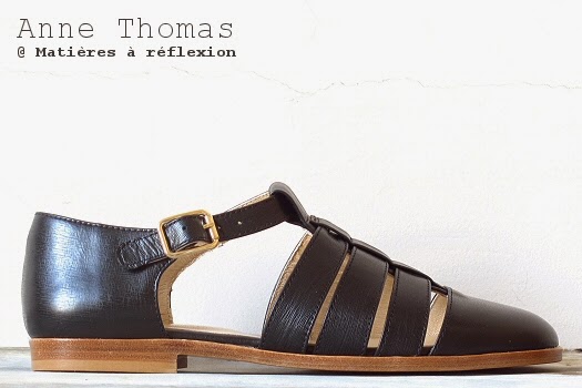 Sandales Anne Thomas chaussures cuir noir ouvertes méduses