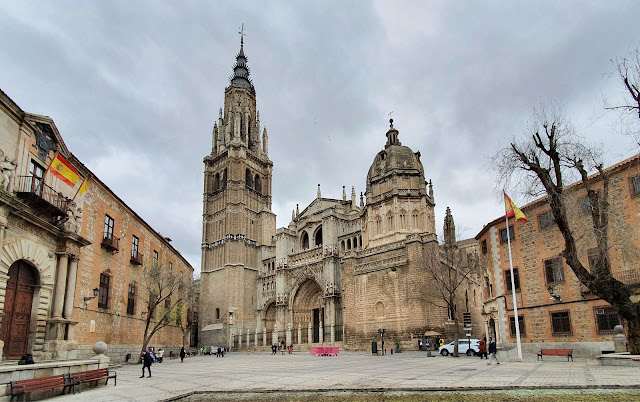 Photo 6/28 - La Cathedrale Sainte-Marie don...