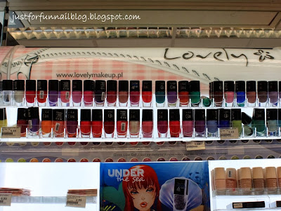 Shopping in Warsaw: Nail Polish! Rossman