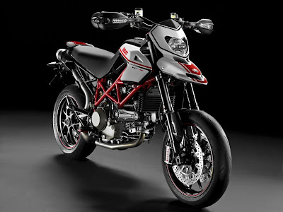 2011-Ducati-Hypermotard1100-EVO-SP