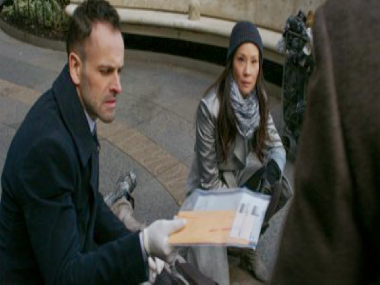 http://www.examiner.com/article/cbs-elementary-someone-is-killing-families-of-vicitms-of-a-plane-crash