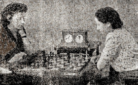 2ª ronda del IX Campeonato femenino de ajedrez de Cataluña 1946, partida Montserrat Puigcercós - Júlia Maldonado