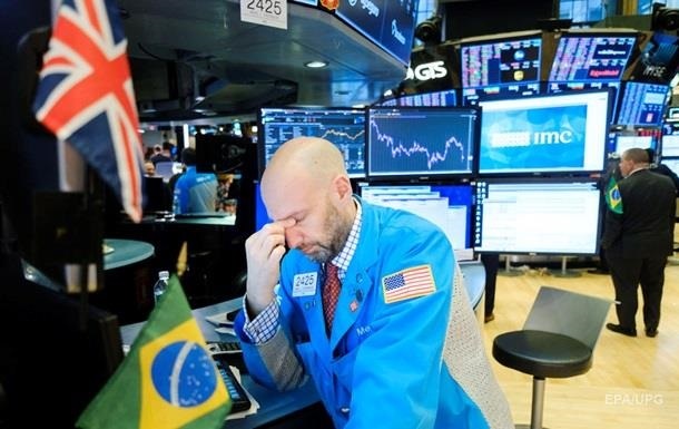 У світі оголосили глобальну кризу - Bloomberg