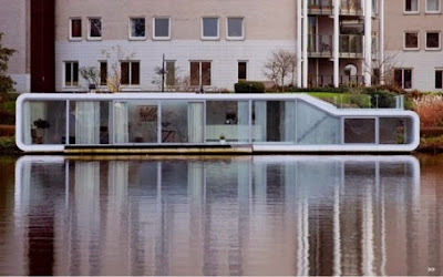 Back view The Floating House via blog White Hat Architecture 