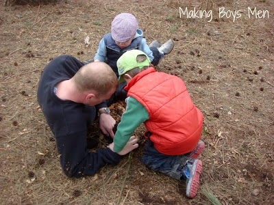 10 super simple ways to play outdoors from Making Boys Men