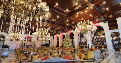 The Manila Hotel lobby lounge