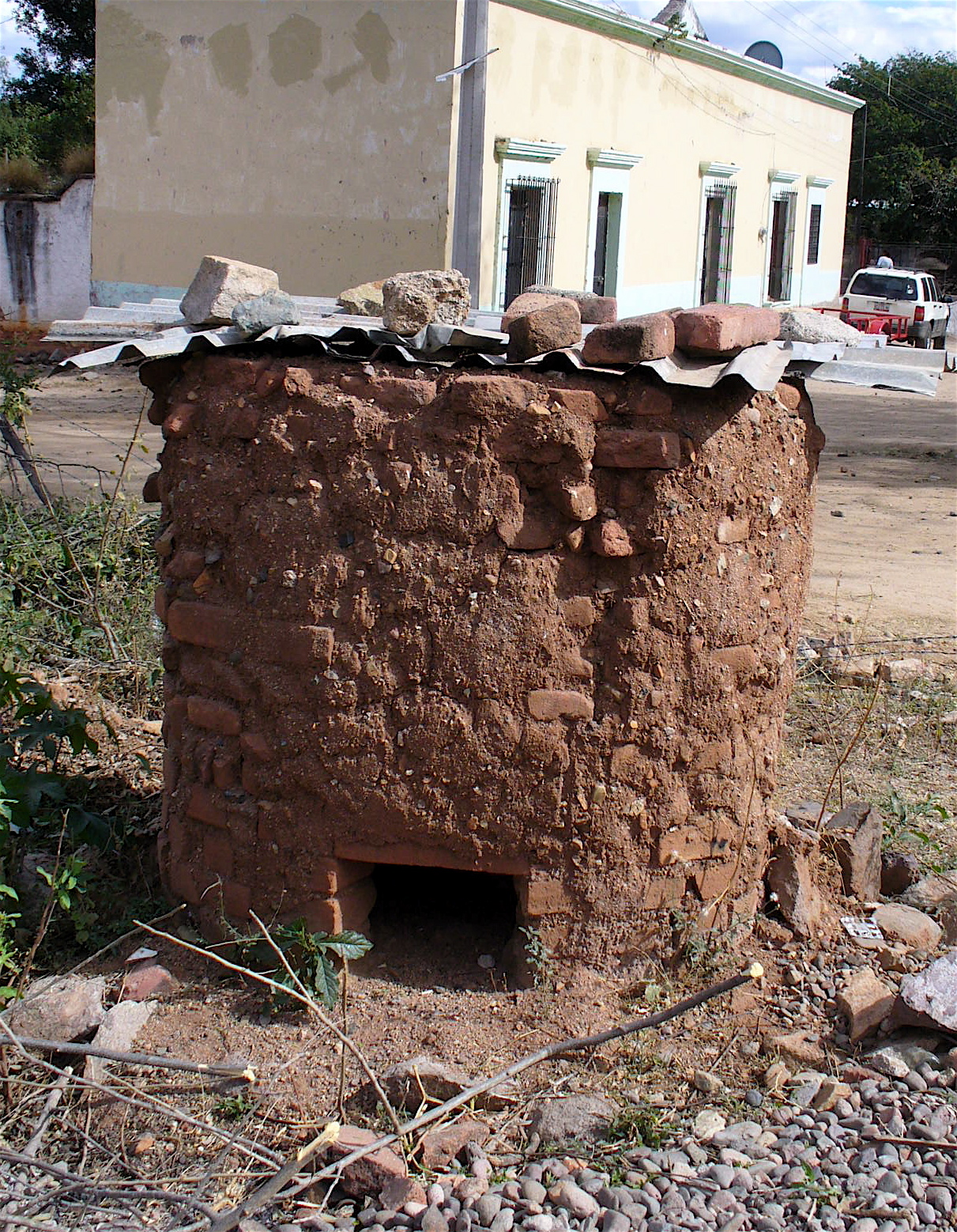 Alt. Build Blog: Wood Fired Ceramic Kilns In Mexico