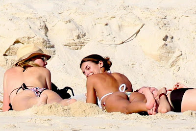 Elisabetta Canalis in sexy thong bikini