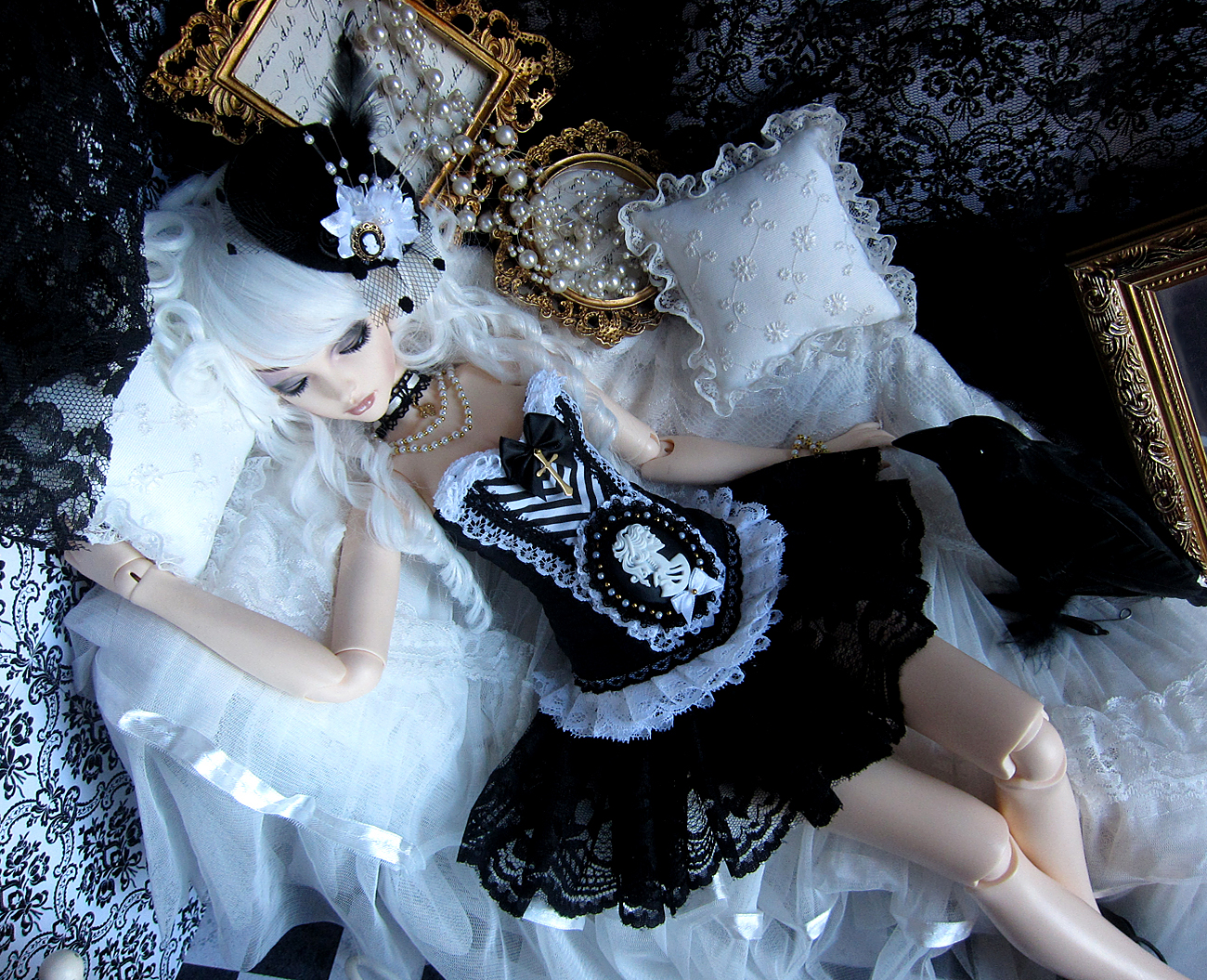 Mystic Dolls: novembre 2012