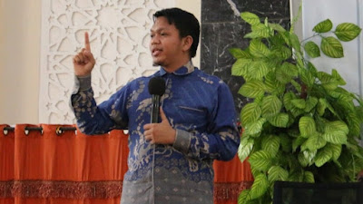 Ketua Umum LIDMI Ajak Mahasiswa STIBA Makassar Berkontribusi dalam Politik di Indonesia