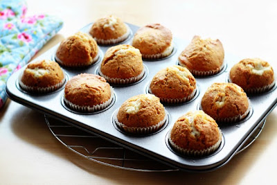 inside-out carrot cake muffins