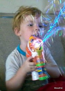 nemo bubble blower