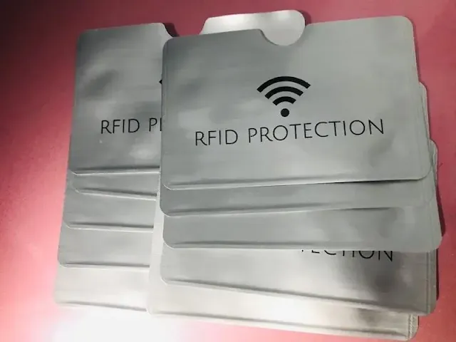 rfid blocking credit card case