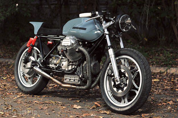 Moto Guzzi Le Mans Review