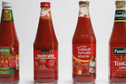 An Aussie researcher says he’s found the best way to pour tomato sauce from a glass bottle
