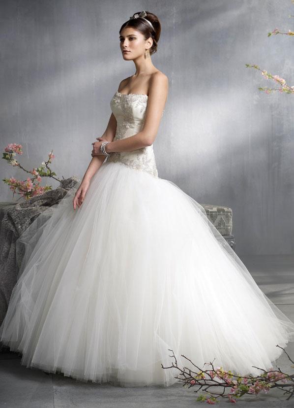 Wedding Dresses For Any Season