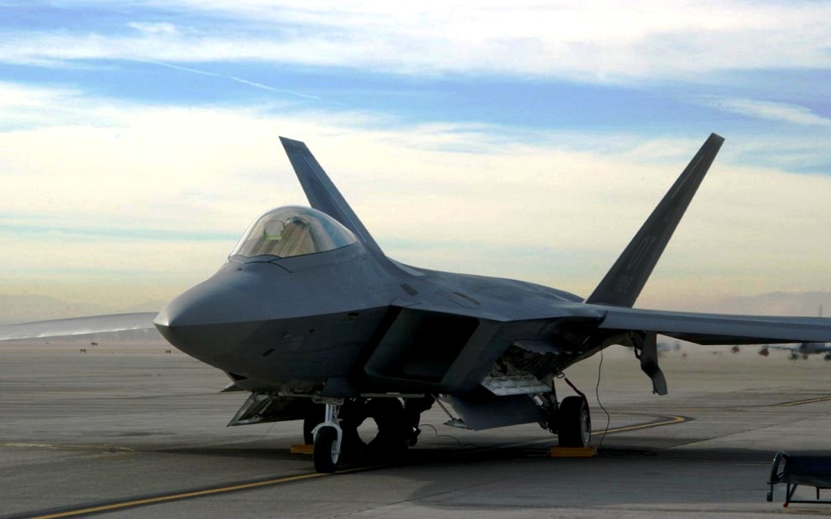 F 22 Raptor Wallpaper 4 Aircraft Photo Gallery Airskybuster