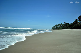 indonesia beach. pantai krui pesisir barat. mandiri beach. pantai mandiri