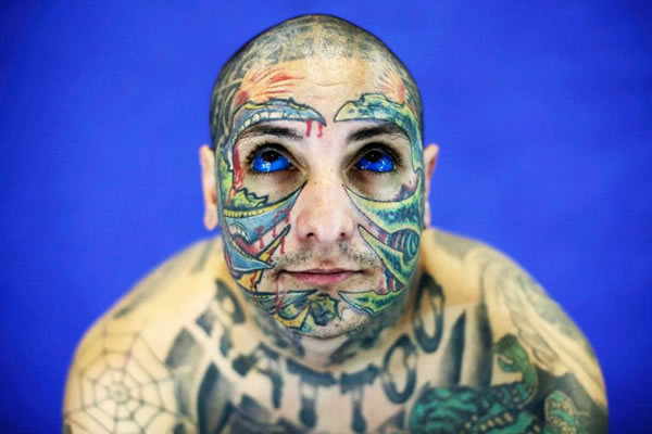 Sclera Tattoo Foto Tato  Bola Mata  Yang Terlihat 