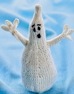 http://www.letsknit.co.uk/free-knitting-patterns/halloween-ghost