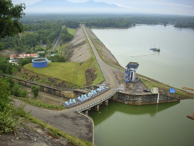 Gambar Waduk Gajah Mungkur Wonogiri