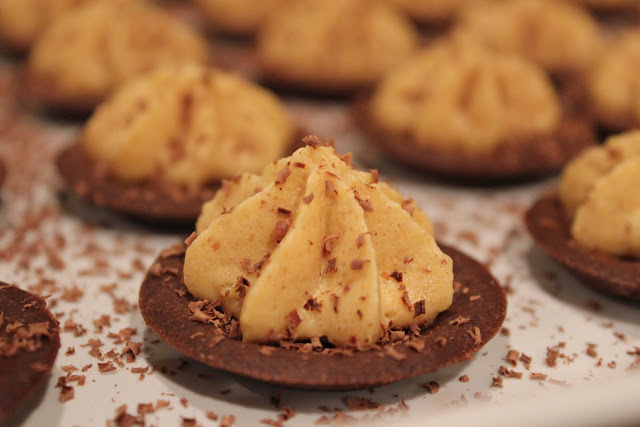 Chocolate-pumpkin tartlets