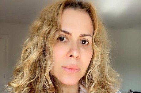 Cantora Joelma faz teste de covid-19 e resultado dá positivo