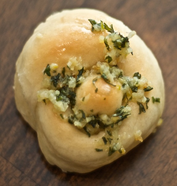 Single Garlic Knot