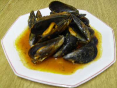 Plato de mejillones a la marroquí.
