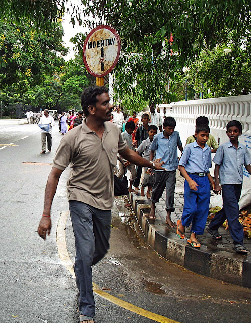 school children on outing