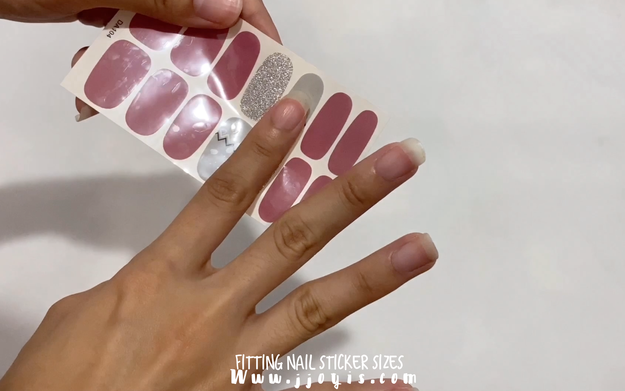 compare nails to nail stickers