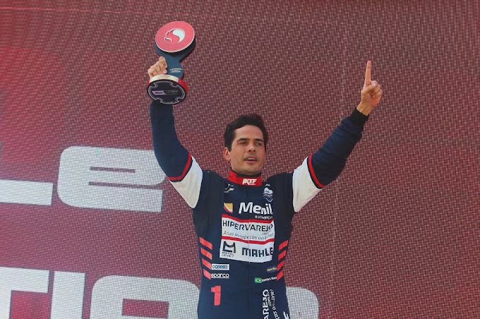 Marcos Gomes é pole na corrida dos 45 anos da Stock Car em Interlagos