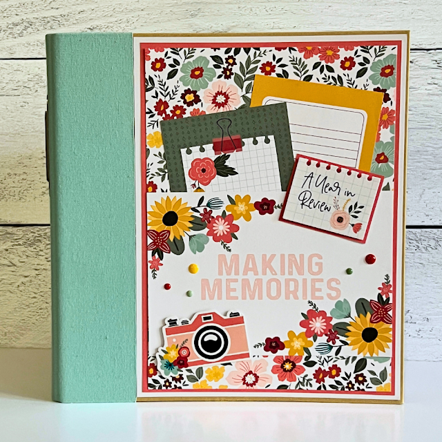 A Year in Review Scrapbook Kit by Artsy Albums