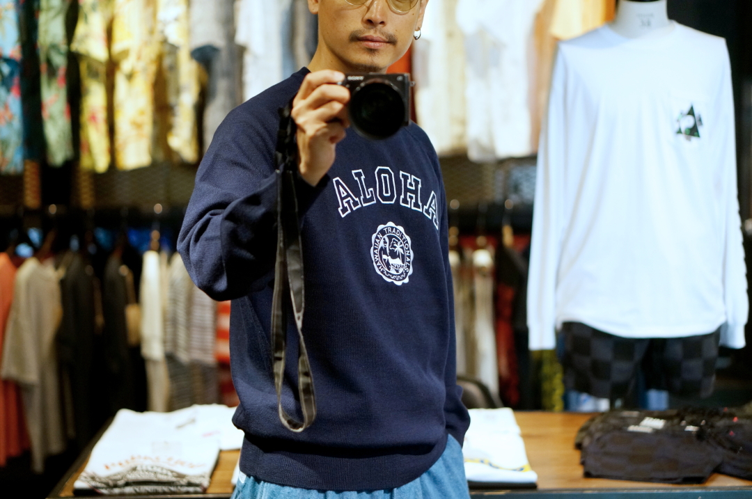 AS STANDARD × Reyn Spooner "College Knit Sweater" TRUMPS