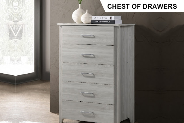 chest of drawers