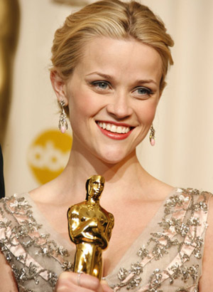 reese witherspoon oscars 2011 hair. Reese Witherspoon