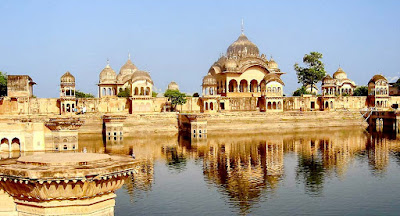 Mathura tourism, weekend getaways from delhi, places to visit near delhi,  weekend getaways near delhi, weekend getaways, last minute travel, cheap travel 