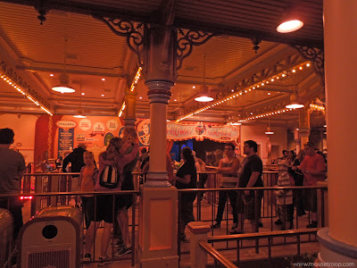 Toy Story Midway Mania Disney California Adventure queue night