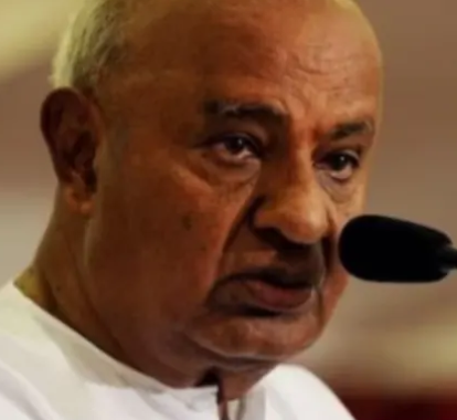  The poll body requests "immediate action" in response to Deve Gowda's complaint about freebies