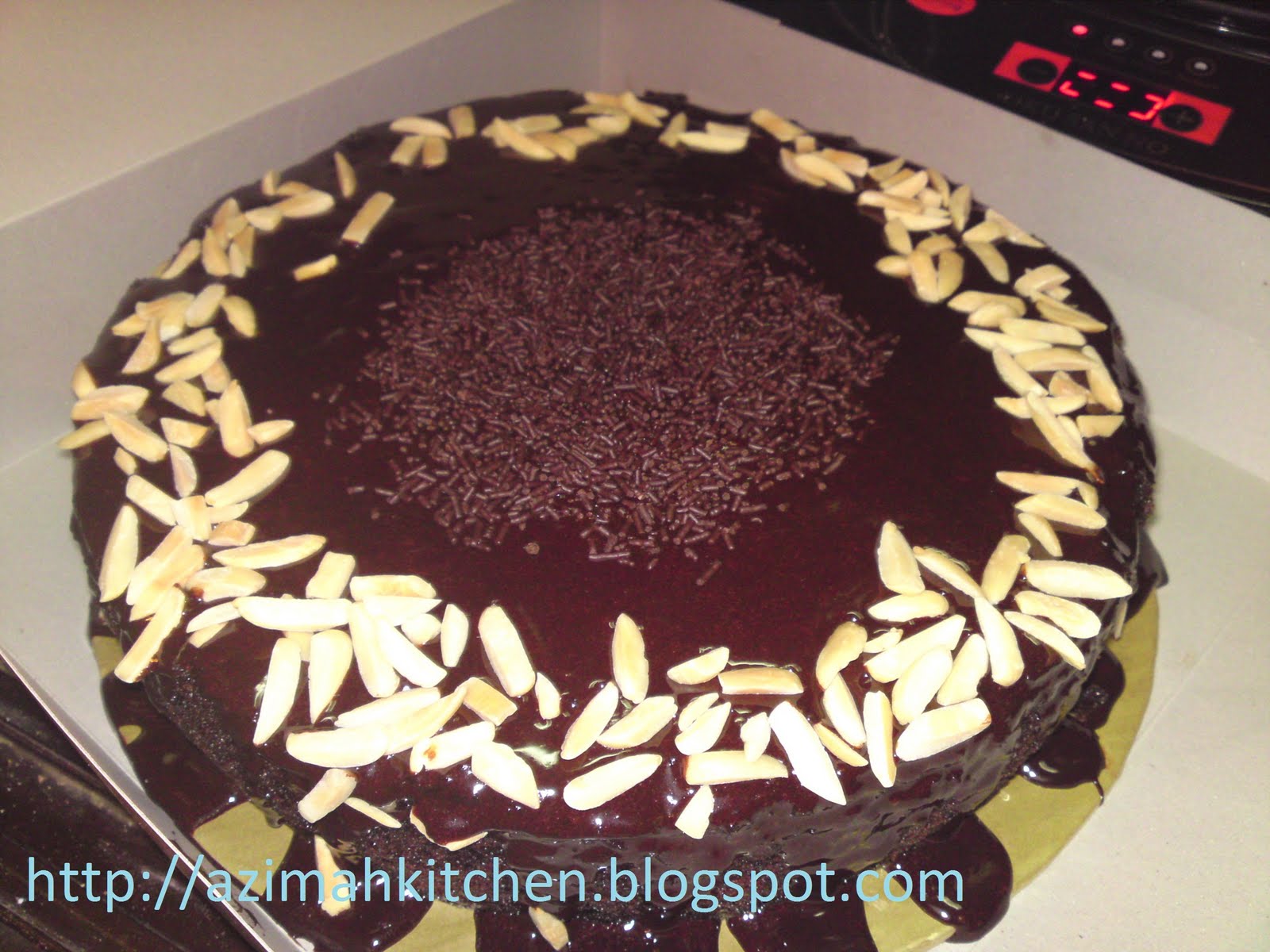 Azimah Kitchen: Sandiego Yogurt Chocolate Cake