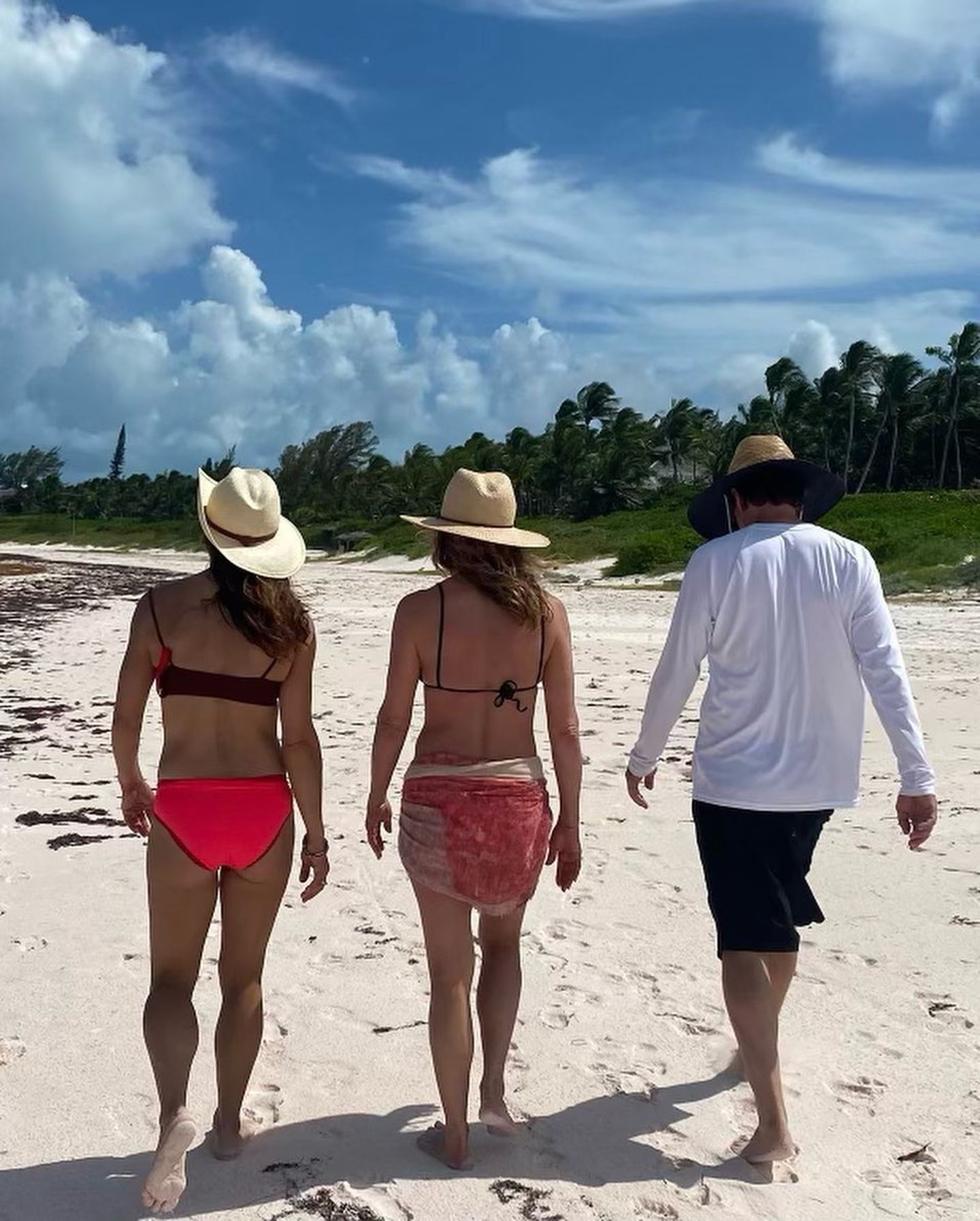 Jennifer Aniston revolucionó Instagram con una serie de fotos de sus vacaciones